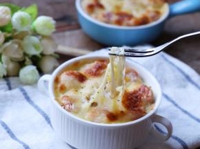 成品，拉丝的土豆泥吃起来才过瘾，哈哈；