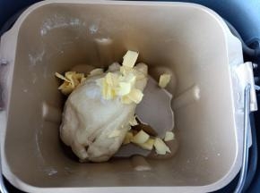 一个imix程序后放入软化的黄油和盐，再进行一个imix程序