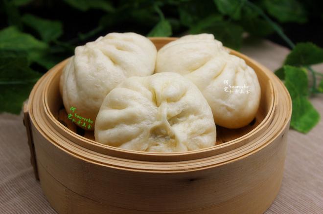 香葱鲜肉包子