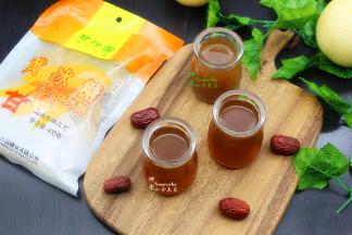 想喝的时候，取一小勺，用温水兑这喝。功效:润肺止咳，喉咙干痒，口干舌燥、清热降火等。