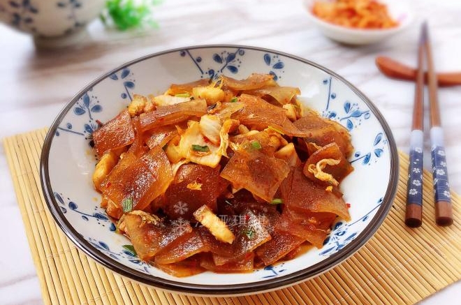 辣白菜炒苕皮