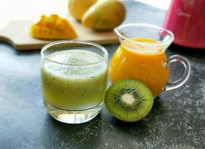 可以放入冰箱冷藏一个小时左右，口感更棒