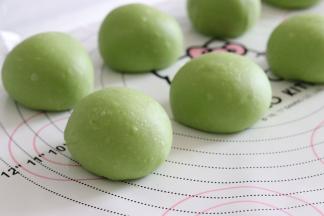 等分成8份，一个约58-60克。