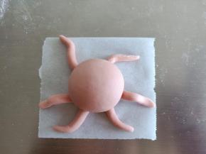 稍微整理一下，粘到章鱼的身体下方