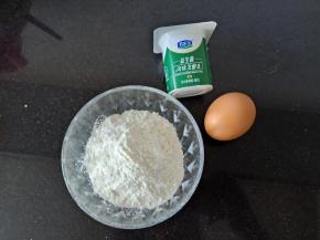 准备好食材，简简单单就三样