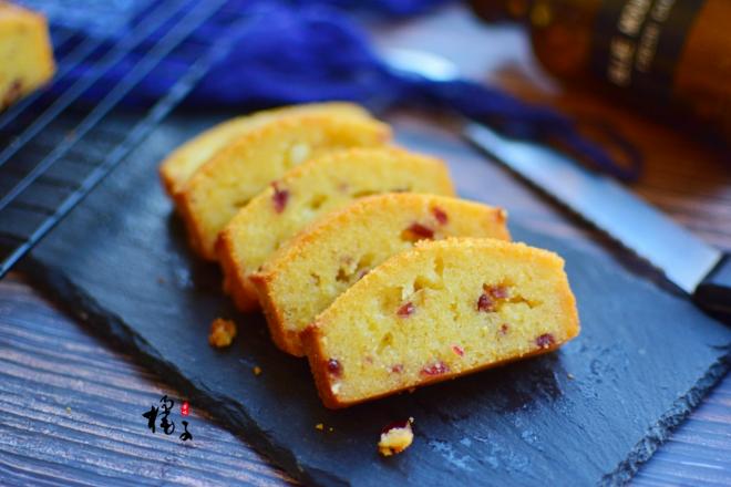 蔓越莓椰浆磅蛋糕