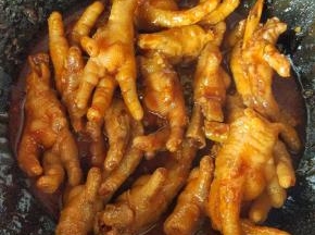 煮至汤汁有点浓稠时候，转大火，翻炒均匀。