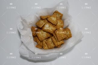 炸好，捞出沥水备用