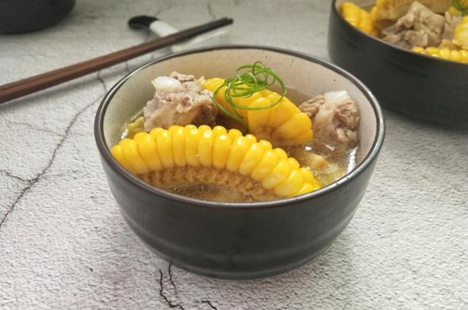 排骨玉米汤