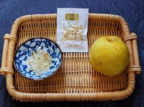 准备好所有焖烧杯的食材。