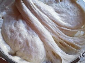 发至有很多泡泡的状态即为发酵完成！