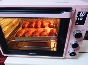 入海氏c40烤箱中层，上下管170度烤20分钟！注意观察颜色，必要时加盖一张锡纸！（烤箱温度及时间仅供参考，具体根据自家烤箱性能另定）