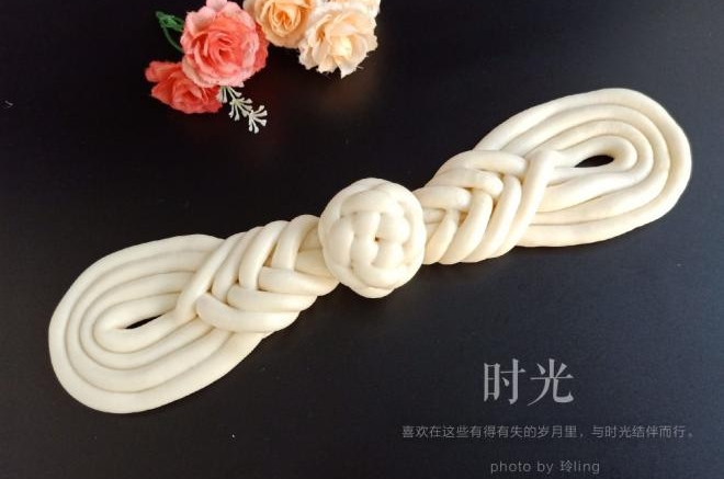 花样馒头之琵琶扣