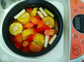 内胆放入电饭煲里面