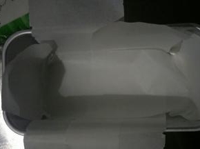 模具提前铺油纸