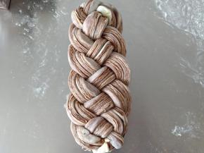 按照这个顺序把面条都编好