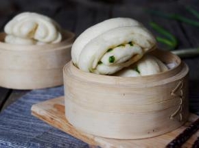 蒸好闷2分钟再取出。