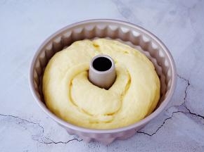 等再次发酵两倍大左右
