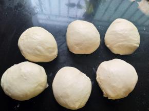 面团平均分成6份