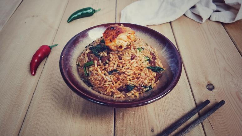 菜心粒卤肉炒饭