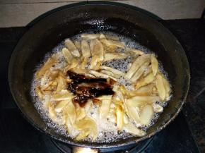 加入两勺红糖浆