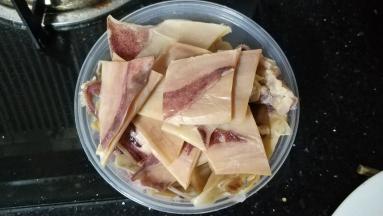 土鱿浸泡软洗净处理好