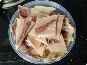 土鱿浸泡软洗净处理好