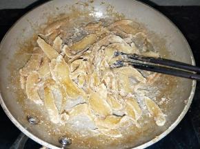 移至凉爽或空调第一次翻炒起沙