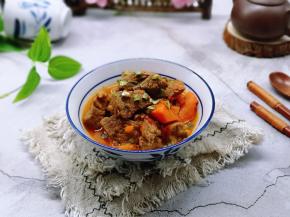 盛出装入碗中，撒上葱花！