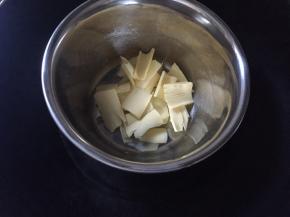 黄油隔热水融化