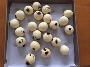 中途不要开烤箱门，麻薯遇冷容易塌陷