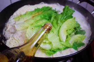 加入味极鲜酱油