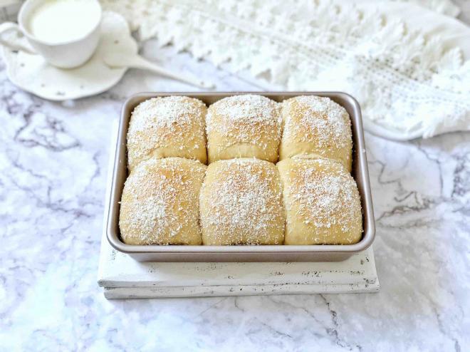 椰蓉咖啡豆沙面包