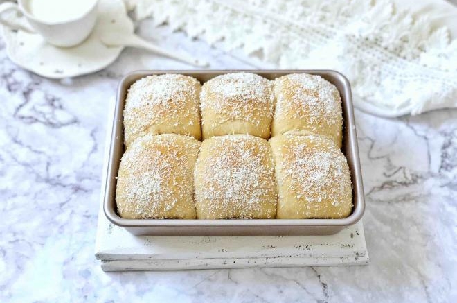 椰蓉咖啡豆沙面包