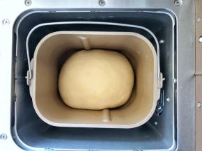 6、发酵至2-2.5倍大。