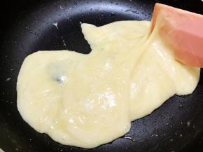 翻炒至棉花糖完全融化后