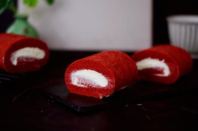 红丝绒奶油蛋糕卷