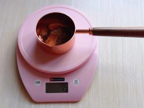 首先将可可粉称重！