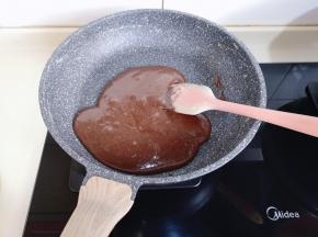 翻炒均匀，立即关火！
