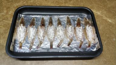 挤上沙拉酱抹均匀