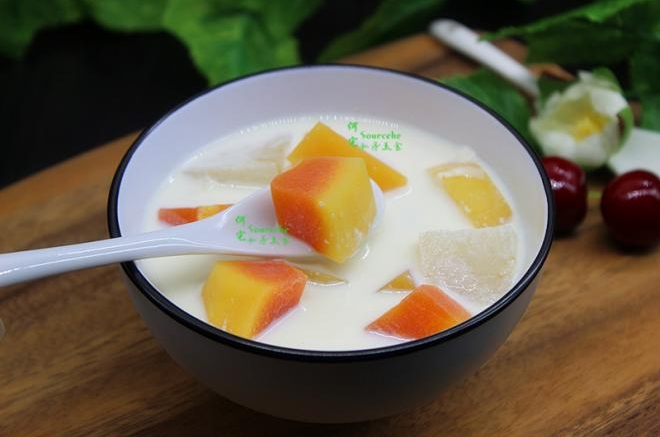 木瓜牛奶炖雪梨