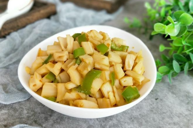 开胃菜~酸辣藕丁