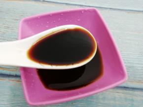 在放入香醋搅拌均匀