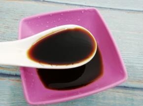 在放入香醋搅拌均匀
