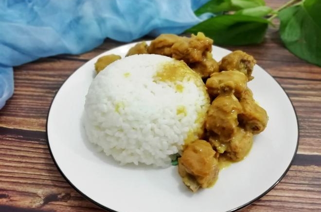 咖喱排骨饭