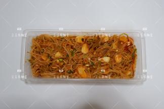 可以多做一些装密封盒里，存在冰箱冷藏慢慢吃。