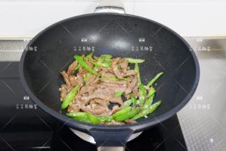 迅速翻炒均匀即可