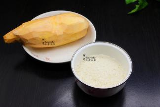 食材准备：大米、红薯