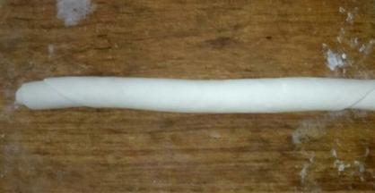 卷起，尽量卷的紧一点