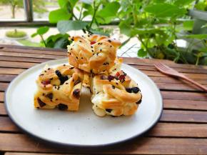 忍不住吃了两块，外脆内软，来一份下午茶吧